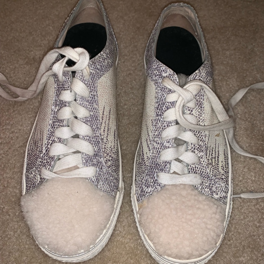 loeffler randall shoes fur accent snake sneakers